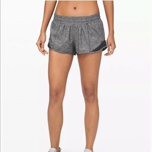 Lululemon Hotty Hot 2.5” Short